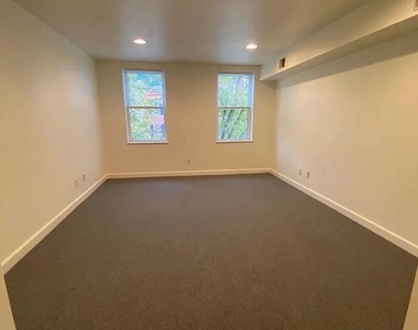 706 N 2nd Street - Photo Thumbnail 3