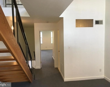 706 N 2nd Street - Photo Thumbnail 9