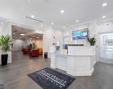 2101 Chestnut Street - Photo Thumbnail 18