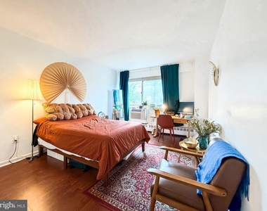 2101 Chestnut Street - Photo Thumbnail 13