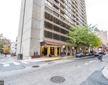 1326 Spruce Street - Photo Thumbnail 15