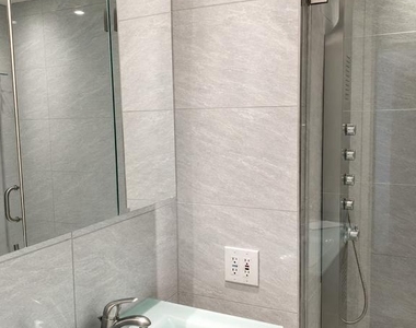 1326 Spruce Street - Photo Thumbnail 5