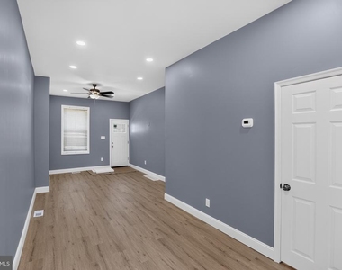 3053 Janney Street - Photo Thumbnail 7