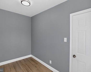 3053 Janney Street - Photo Thumbnail 18