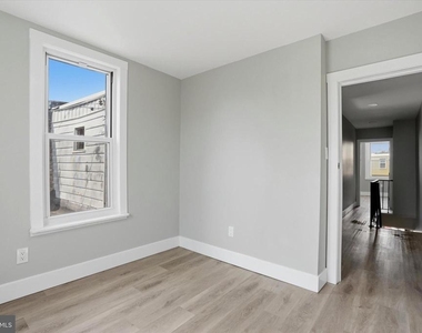 3185 Agate Street - Photo Thumbnail 15