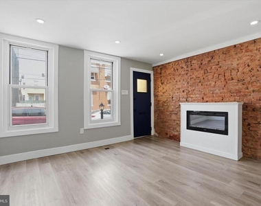 3185 Agate Street - Photo Thumbnail 3