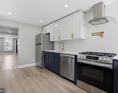 3185 Agate Street - Photo Thumbnail 11