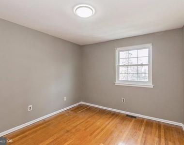 6738 Emlen Street - Photo Thumbnail 18