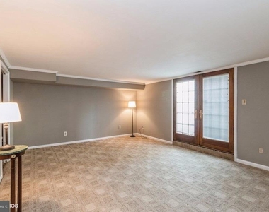 6738 Emlen Street - Photo Thumbnail 14