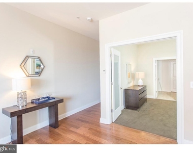 600 N Broad Street - Photo Thumbnail 10
