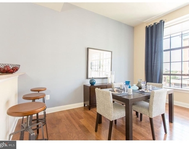 600 N Broad Street - Photo Thumbnail 5