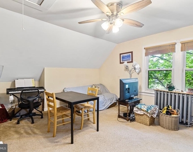 120 Walnut Avenue - Photo Thumbnail 2