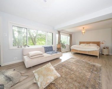 701 Mt Pleasant Road - Photo Thumbnail 22