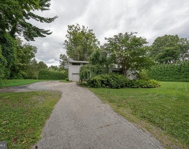 701 Mt Pleasant Road - Photo Thumbnail 1