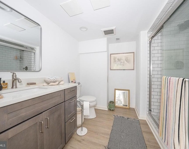 701 Mt Pleasant Road - Photo Thumbnail 25