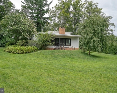 701 Mt Pleasant Road - Photo Thumbnail 45