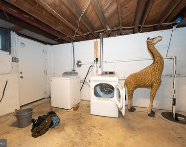 701 Mt Pleasant Road - Photo Thumbnail 26