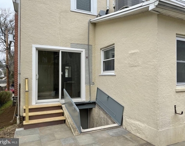 201 Simpson Road - Photo Thumbnail 35