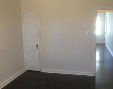 883 Windermere Avenue - Photo Thumbnail 6