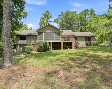 709 Essex Court - Photo Thumbnail 28