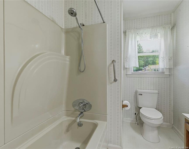 2902 Cornell Drive - Photo Thumbnail 16