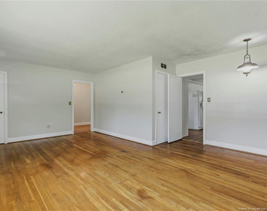2902 Cornell Drive - Photo Thumbnail 5