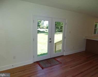 449 Street Road - Photo Thumbnail 13