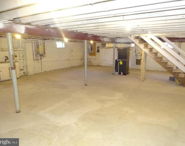 449 Street Road - Photo Thumbnail 28