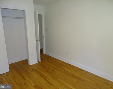 449 Street Road - Photo Thumbnail 17