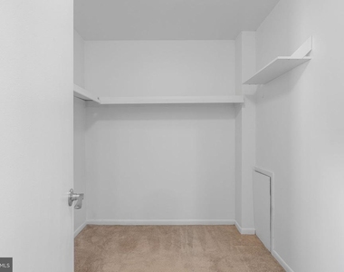 1019 Bancroft Place - Photo Thumbnail 11