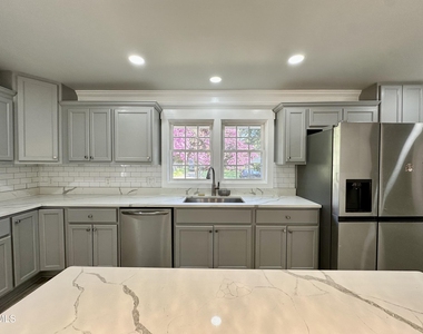 3716 Tulane Drive - Photo Thumbnail 2