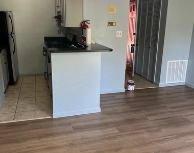 68 Crosspointe Drive - Photo Thumbnail 6
