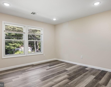 55 Shawnee Ave - Photo Thumbnail 31