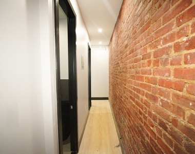 West 103rd Street - Photo Thumbnail 7