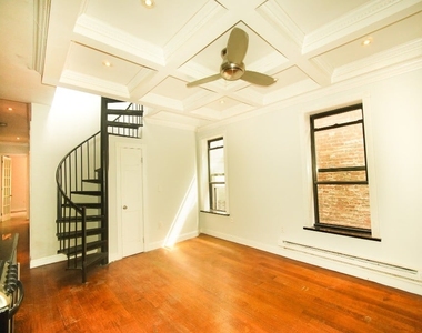 West 103rd Street - Photo Thumbnail 15