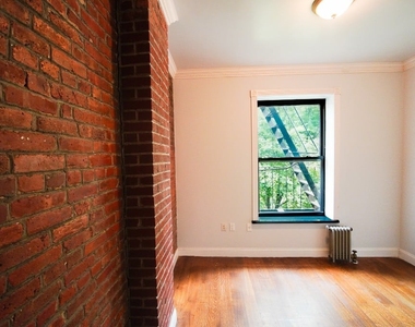 West 103rd Street - Photo Thumbnail 5
