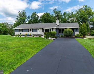 6 Morningside Drive - Photo Thumbnail 3