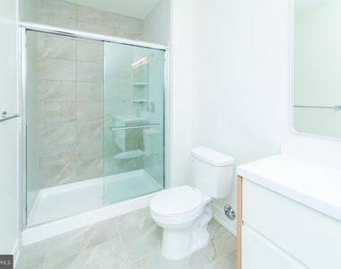19 Lincoln Court - Photo Thumbnail 8