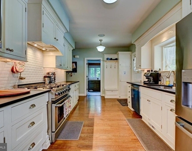 353 Cherry Hill Road - Photo Thumbnail 13