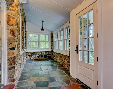 353 Cherry Hill Road - Photo Thumbnail 5