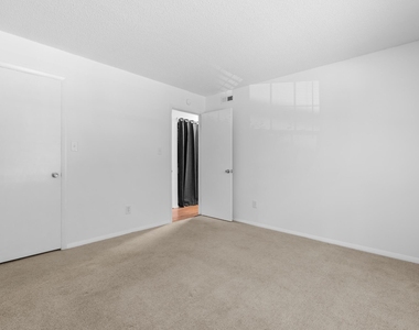 1208 Manassas - Photo Thumbnail 12