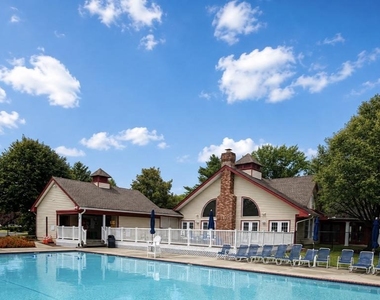 237 Andover Place - Photo Thumbnail 27