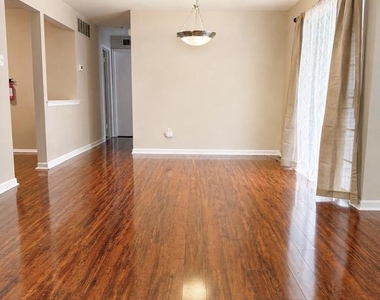237 Andover Place - Photo Thumbnail 8