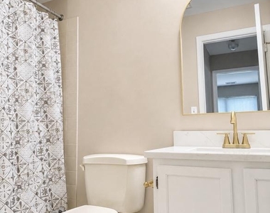 237 Andover Place - Photo Thumbnail 23