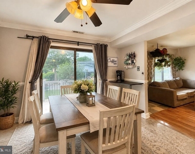 64 Woodway Drive - Photo Thumbnail 12