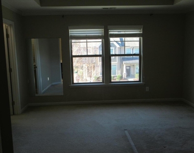 1125 Midtowne Way - Photo Thumbnail 8