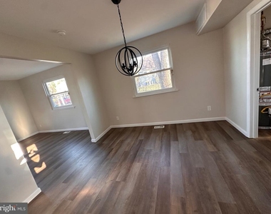 225 Velde Avenue - Photo Thumbnail 6