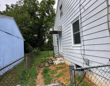 104 S Pearl St S S - Photo Thumbnail 14