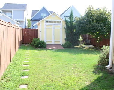 1521 Rhodeschool Drive - Photo Thumbnail 12