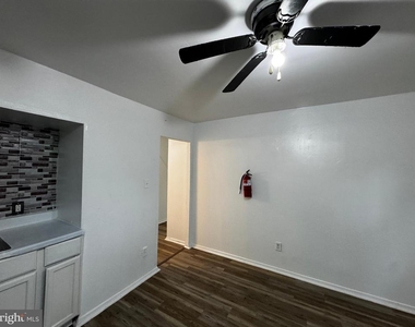 323 E Vine Street - Photo Thumbnail 6